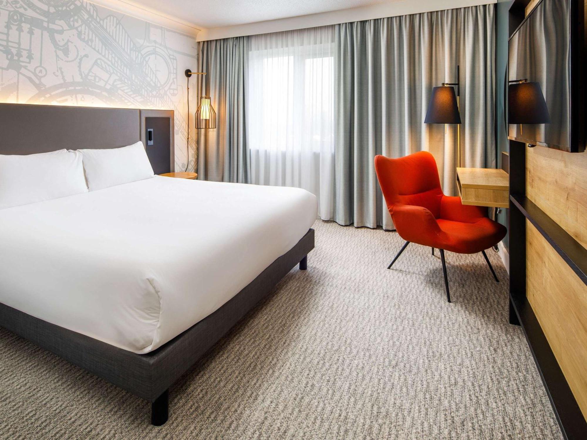 Mercure Birmingham West Hotel Вест-Бромвіч Екстер'єр фото