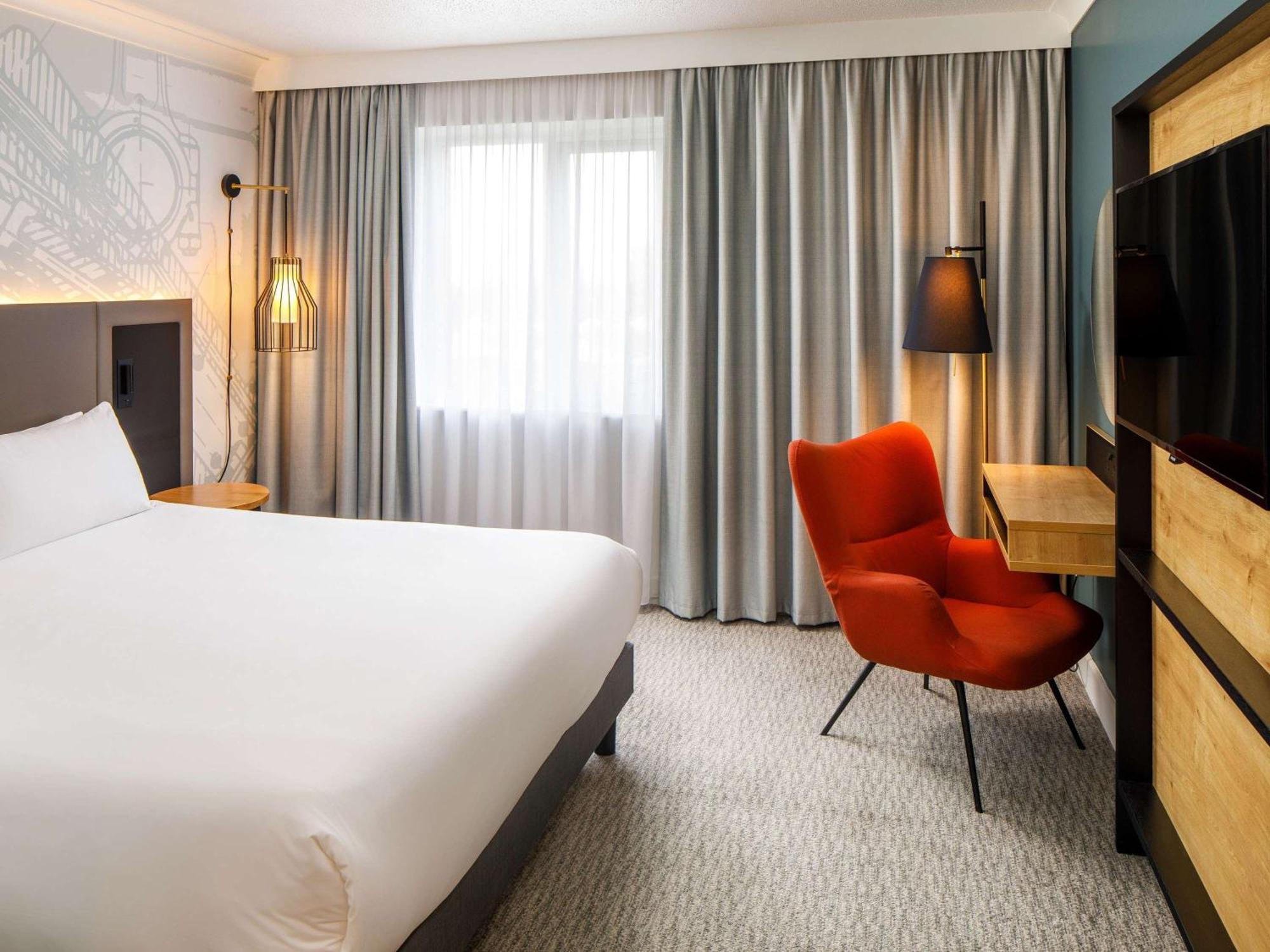 Mercure Birmingham West Hotel Вест-Бромвіч Екстер'єр фото